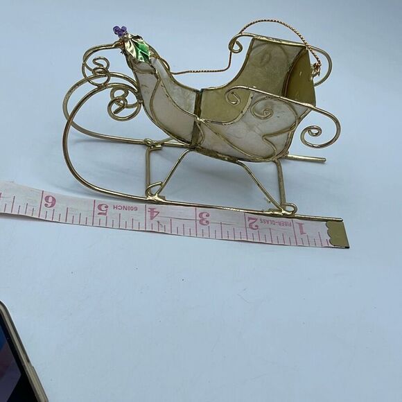 Vintage Capiz shell sleigh ornament . - Picture 7 of 8